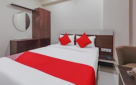 Royalwood Deluxe